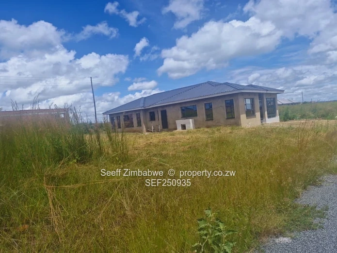 300sqm stand for sale in Nyabira 
