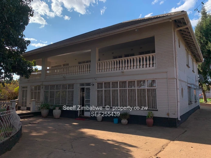 Eastlea: 5-Bed Family Home Forsale