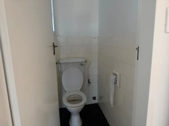 3 Bedroom Flat & Apartment