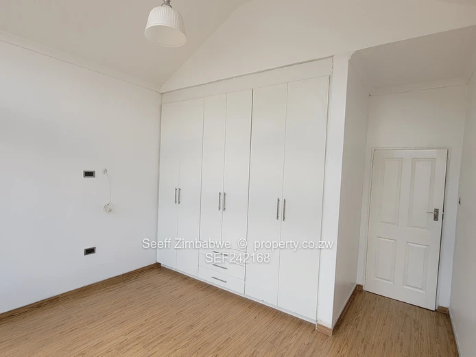 A Luxurious 4-Bedroom Townhouse/Cluster