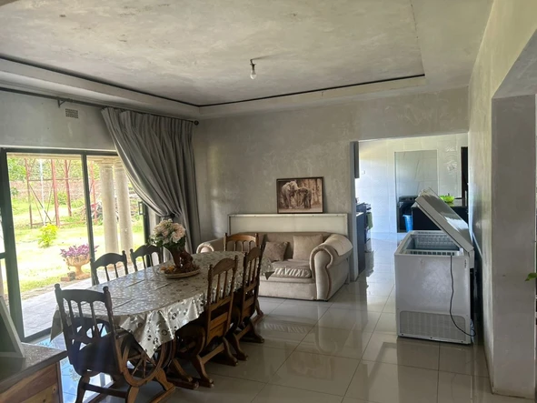 5 Bedroom House