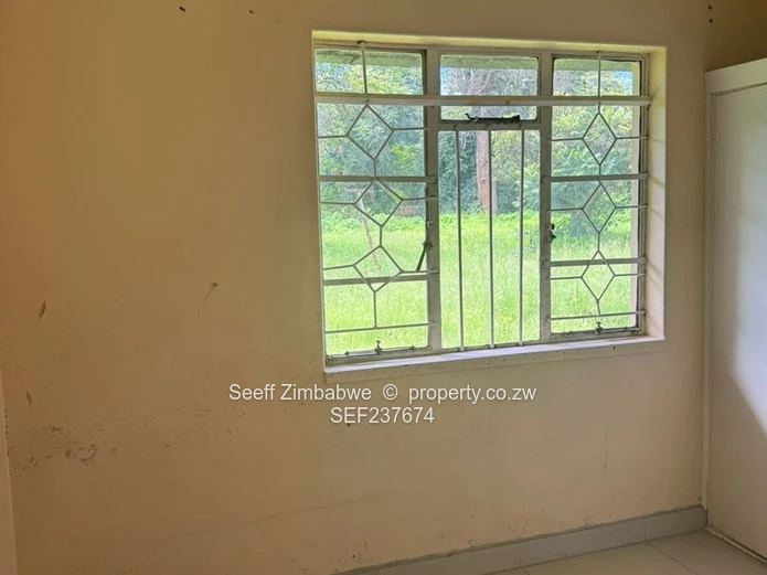 3 Bed house suitable for commercial use