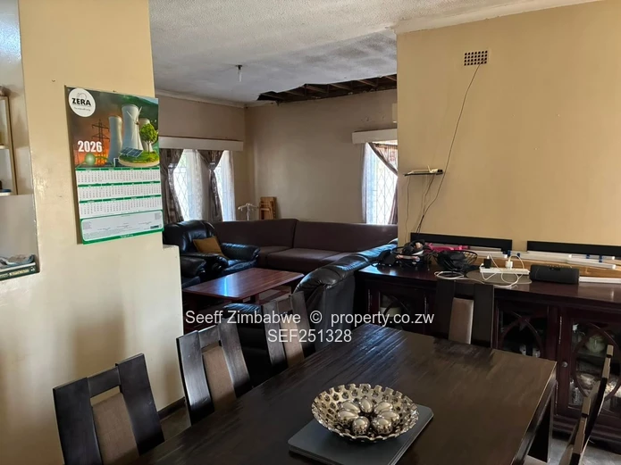 Mainway Meadows, Harare South | 3-Bedroom Propera