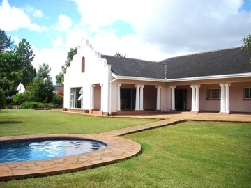 Family-friendly home in a quiet location available for the 10 of December 