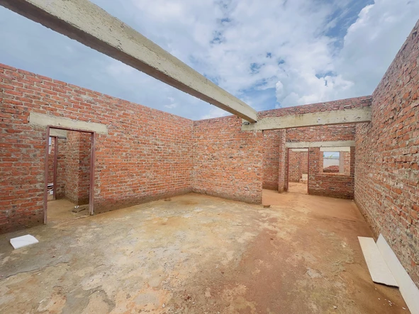 12 Bedroom House