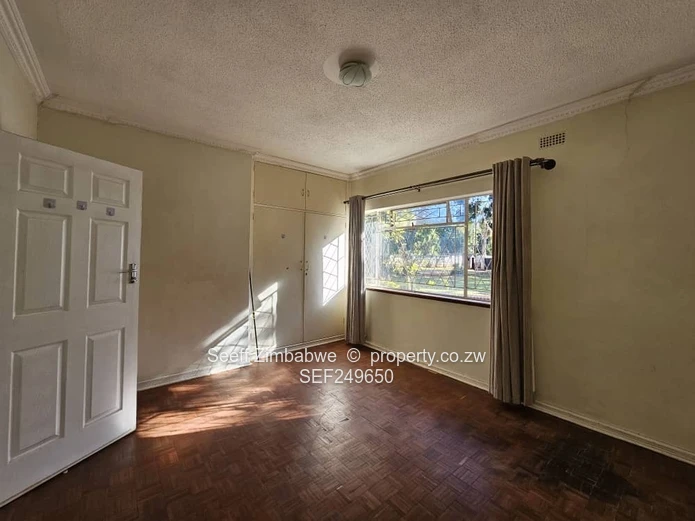 Executive 4-Bedroom Borrowdale Residence