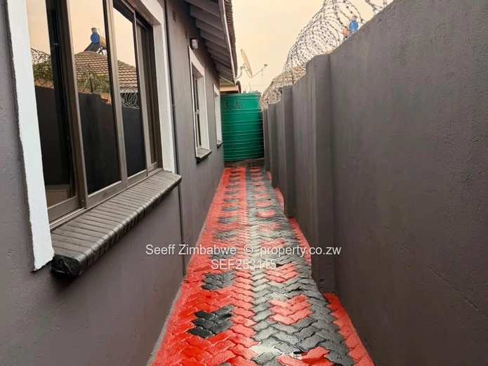 Newly Built House for sale in Aspindale park 