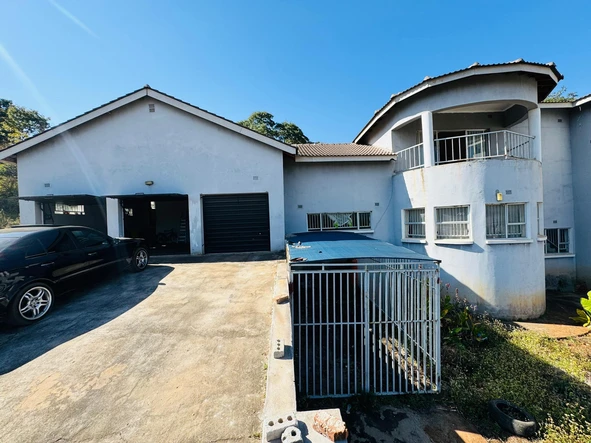 6 Bedroom House