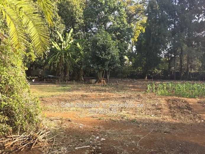 450 m² Cluster Stand in Highlands — Mains Water & Sewer