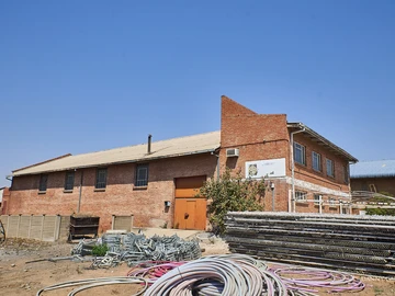 Warehouse & Factory