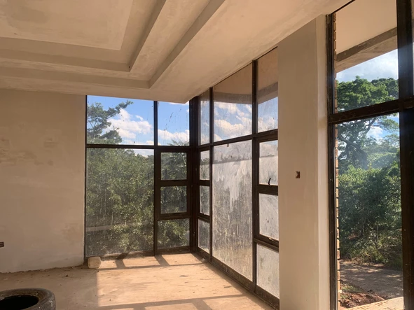 7 Bedroom House
