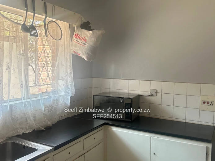 Chadcombe 2-Bed Garden Flat  (Sole Mandate)