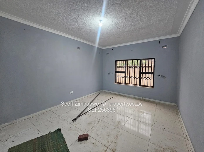 Fairview, Mt Hampden: Brand-New 3-Bedroom Home with Borehole