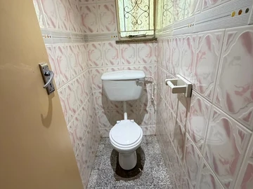 3 Bedroom Flat & Apartment