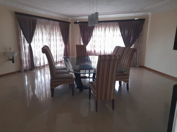 6 Bedroom House