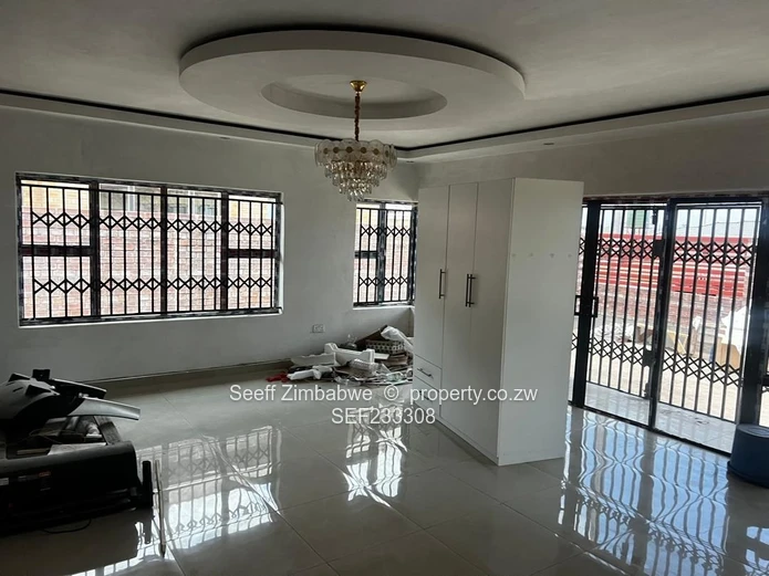 Modern 4-Bedroom Family Home