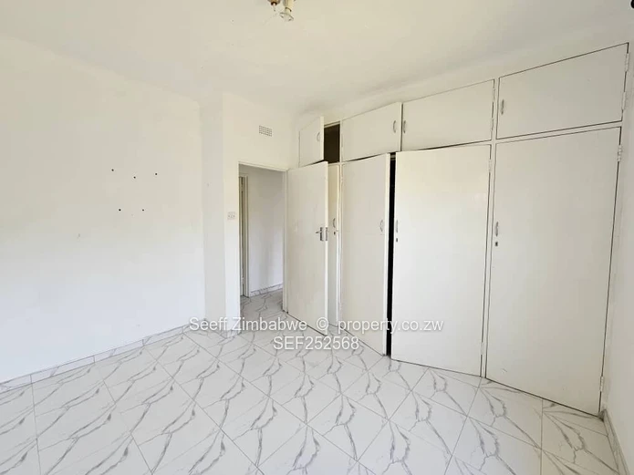 Charming 3-Bedroom Garden Apartment to Rent in Mandara