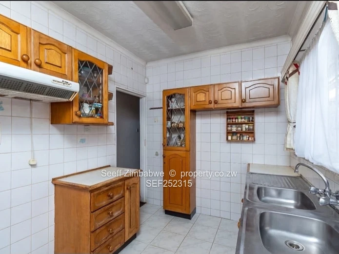 Prime 1-Acre Investment & Residential Gem in Parktown, Waterfalls!