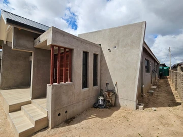 4 Bedroom House
