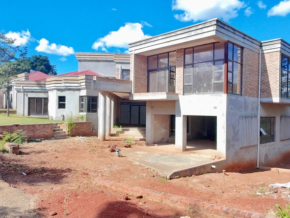 7 Bedroom House