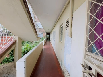 Spacious 2-Bedroom Flat with Borehole in Avenues, Harare CBD