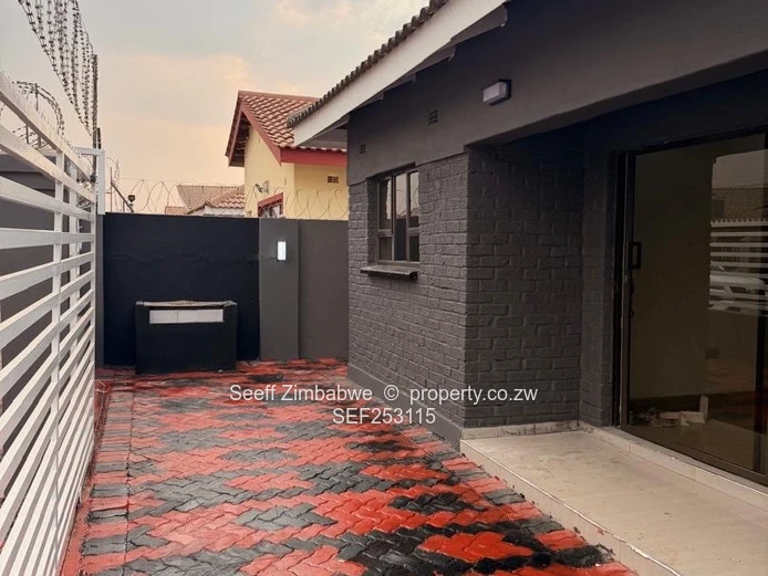 Newly Built House for sale in Aspindale park 