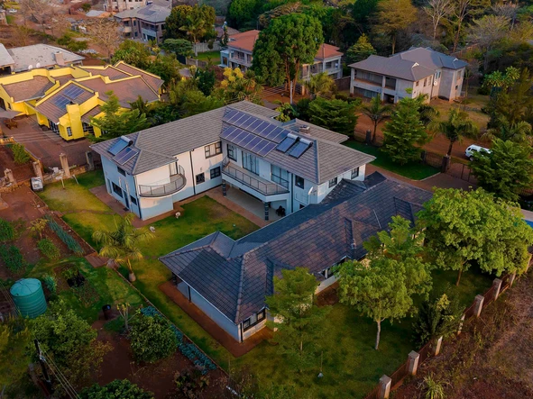 6 Bedroom House