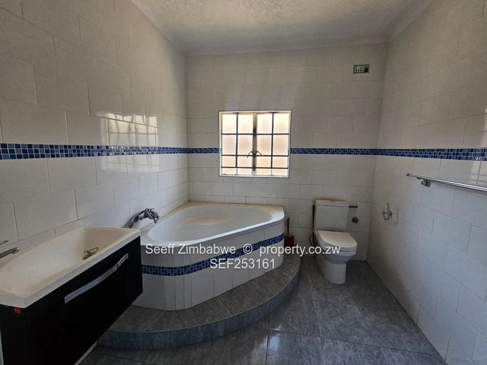 Spacious 4-Bedroom Home With Solar & Borehole In Zimre Park