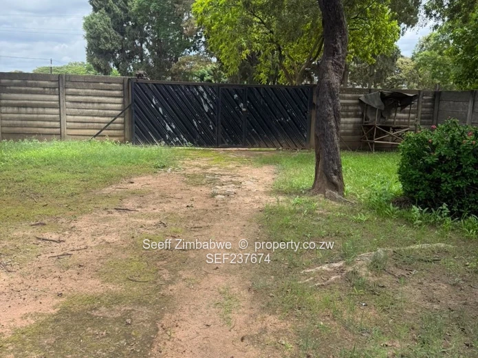 3 Bed house suitable for commercial use