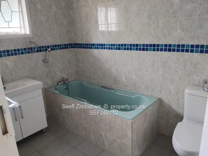  Burnside – Spacious Family Home on 1 Acre 
