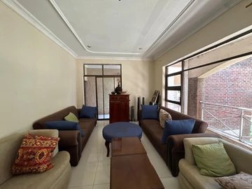 6 Bedroom House
