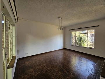 3 Bedroom Garden Flat