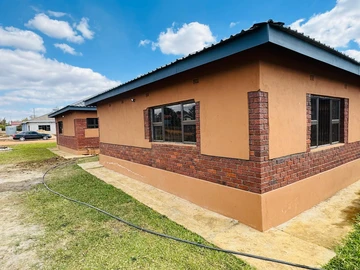 3 Bedroom Garden Flat