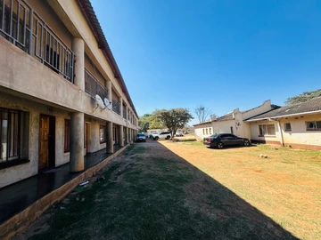 8 Bedroom House