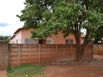 Spacious 7-Bedroom Home in Kuwadzana with Modern Amenities