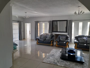 7 Bedroom House
