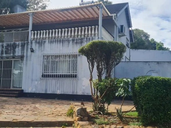 3-Bedroom Mandara Home with Pool and Borehole!