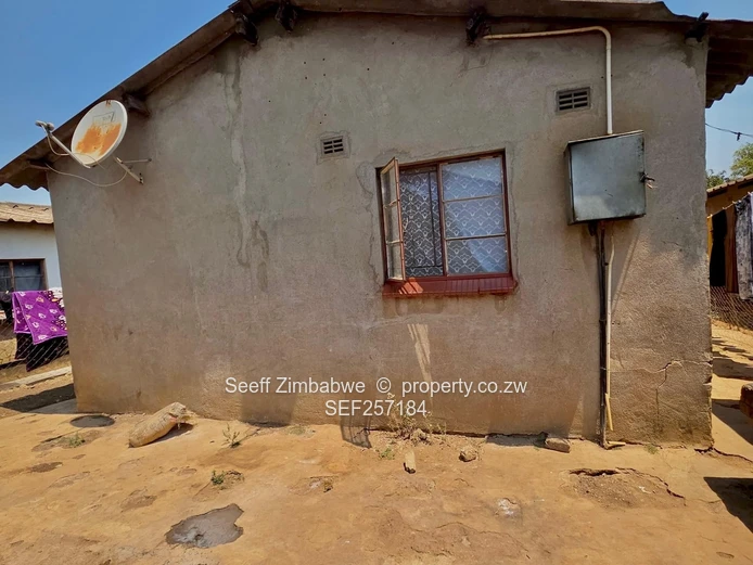  GLEN VIEW 3 HOUSE -$35,000 NEGOTIABLE- Investment Opportunity