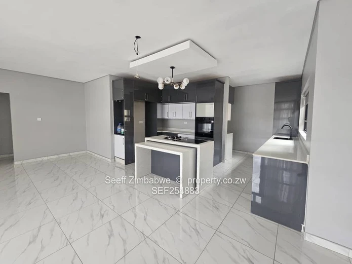 Elegant 3-Bedroom All-Ensuite Residence | Glen Lorne