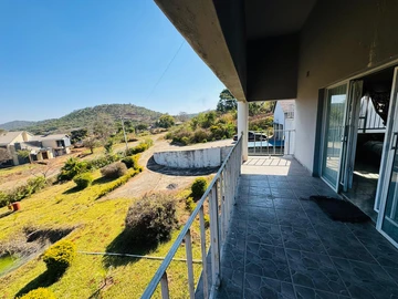 6 Bedroom House