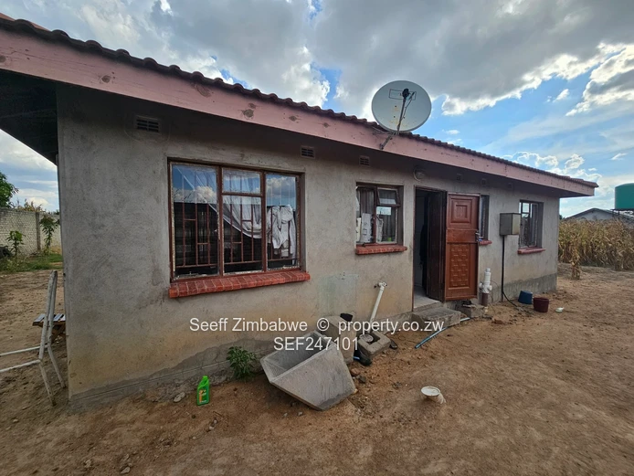 Zimre Park: 3-Bed Cottage Home on 2000m²