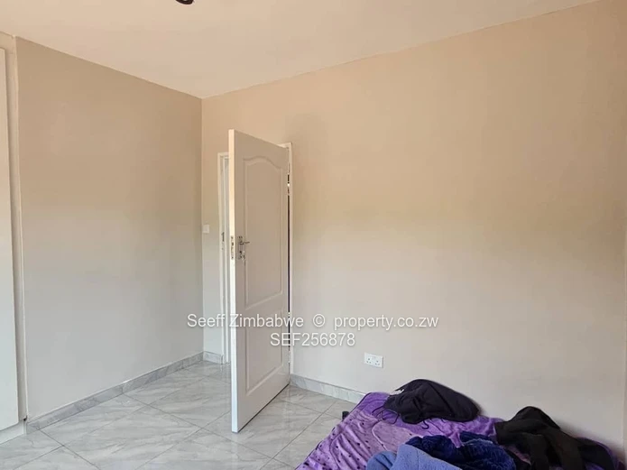 Charming 2-Bedroom Sunway City Cottage with Fitted Kitchen & Borehole