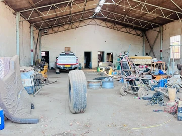 Warehouse & Factory