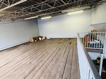 Warehouse & Factory