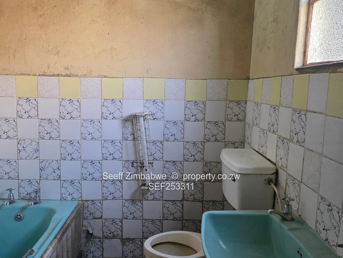  Mufakose House For Sale