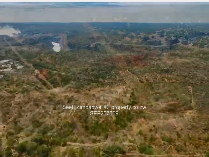 1,800ha Victoria Falls — Subdivision Potential & Tarred Frontage
