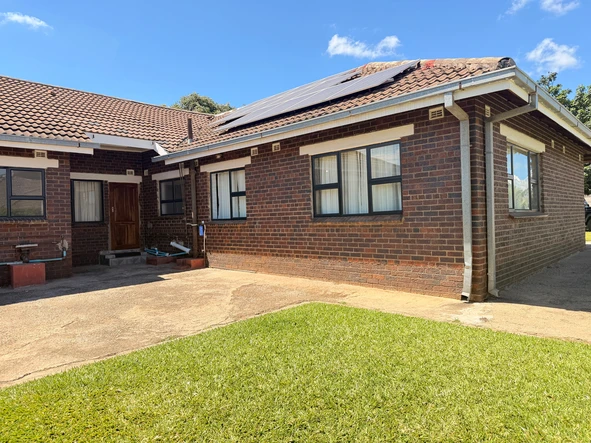 5 Bedroom House