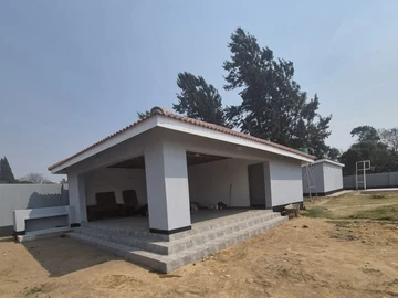 5 Bedroom House