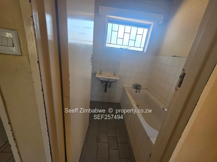 2 Bedroom House In Msasa Park