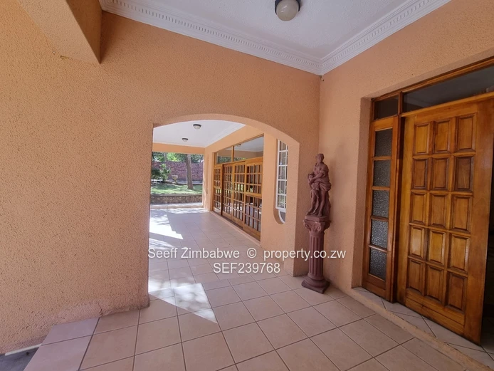 Grandeur and Elegance on Folyjon Crescent – A Glen Lorne Masterpiece